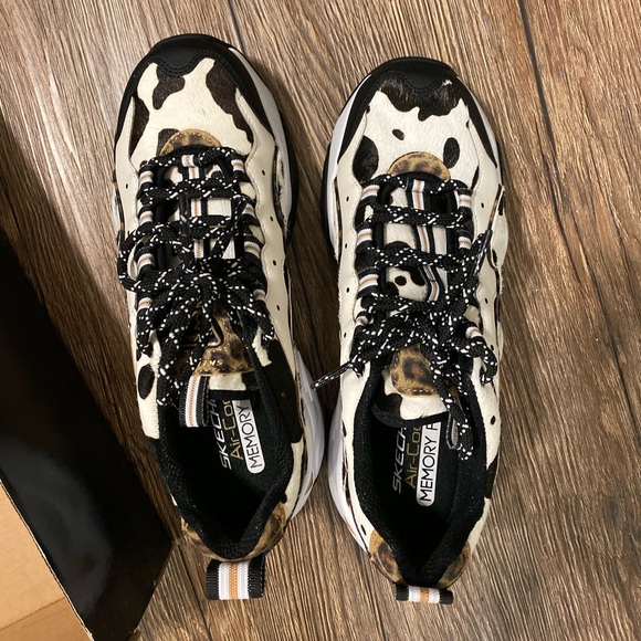 skechers cow print